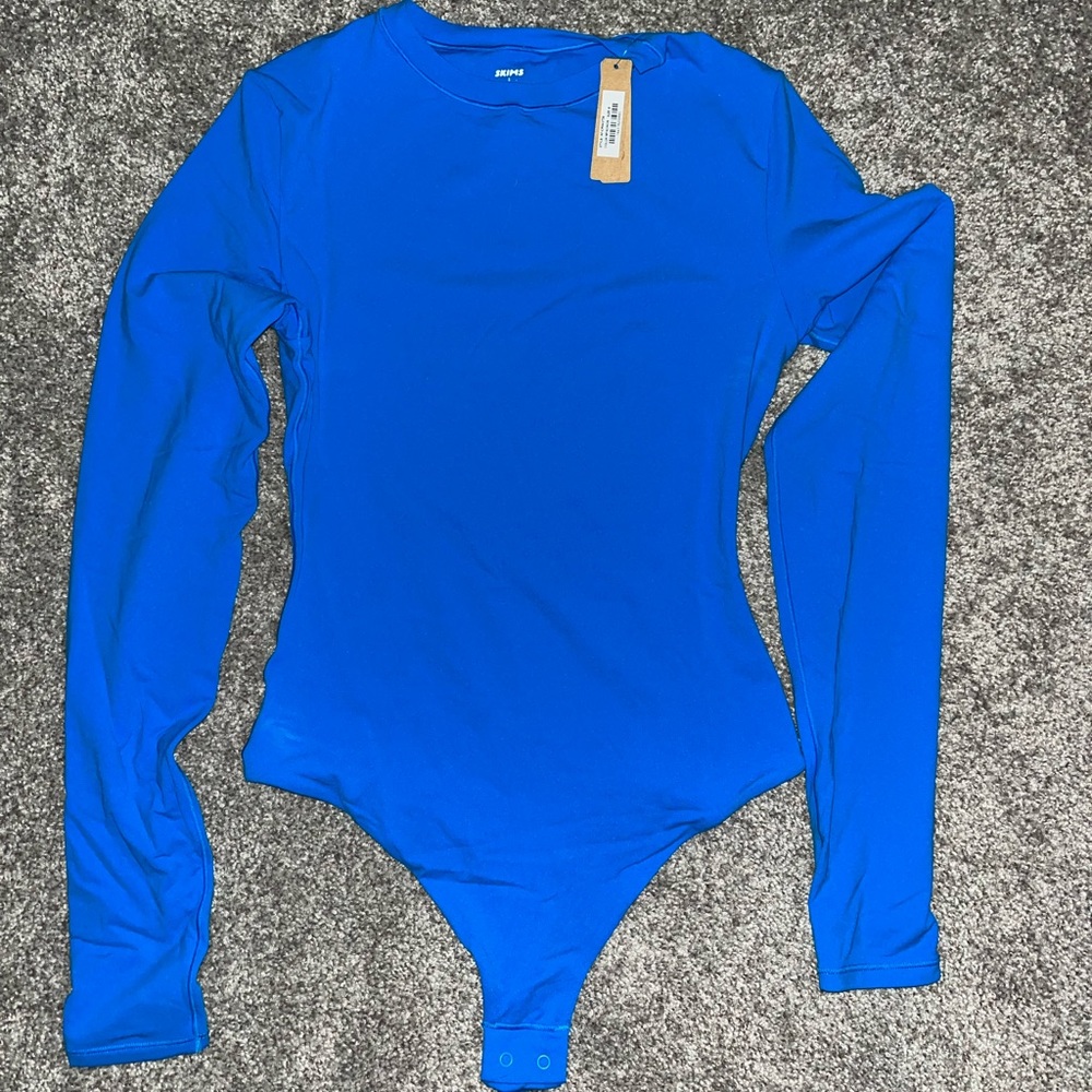 NWT Skims Mykonos Fits Everybody long sleeve bodysuit